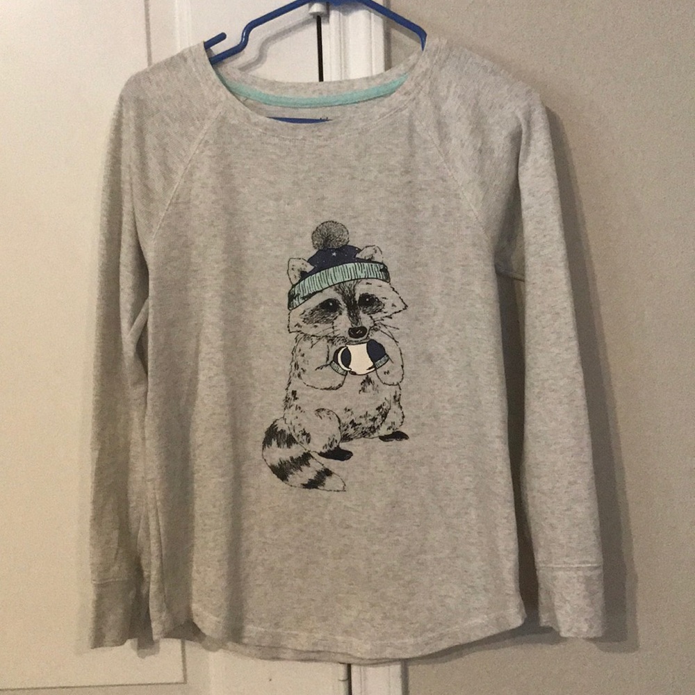 Adorable women’s long sleeve shirt